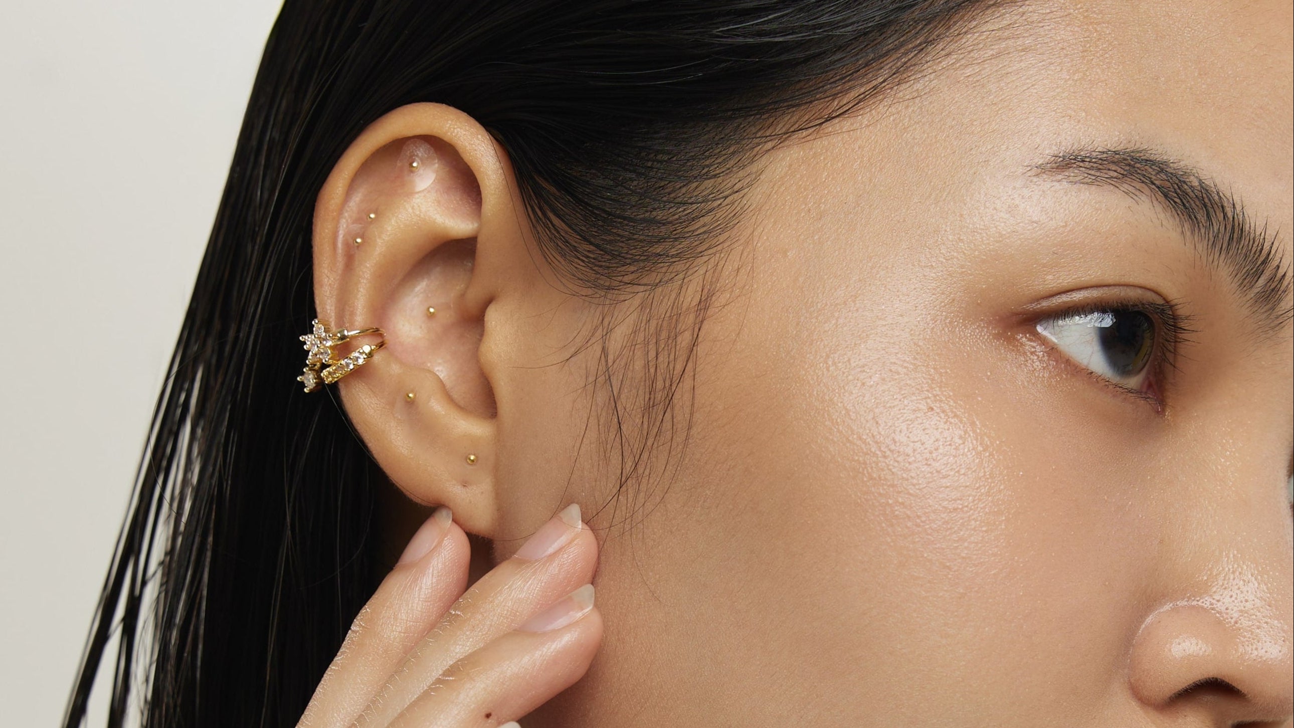Muihood2214-min.jpg